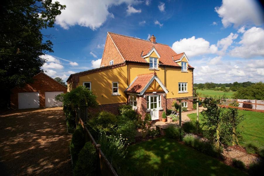 Sunset House Bed And Breakfast East Harling Bagian luar foto